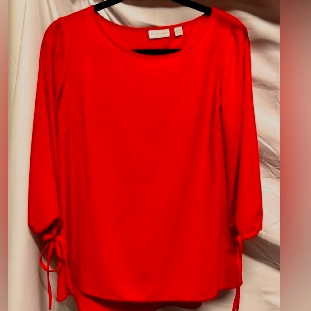 New York & Company Red Blouse XS 3/4 Sleeve Tie Sleeve Work Office Career Top